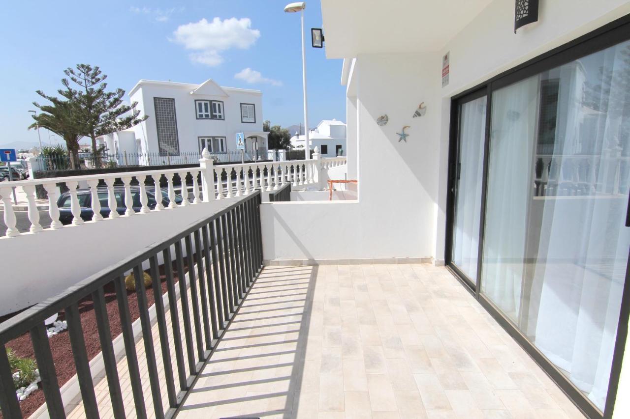 Jazmin, Los Dises Puerto del Carmen  Luaran gambar